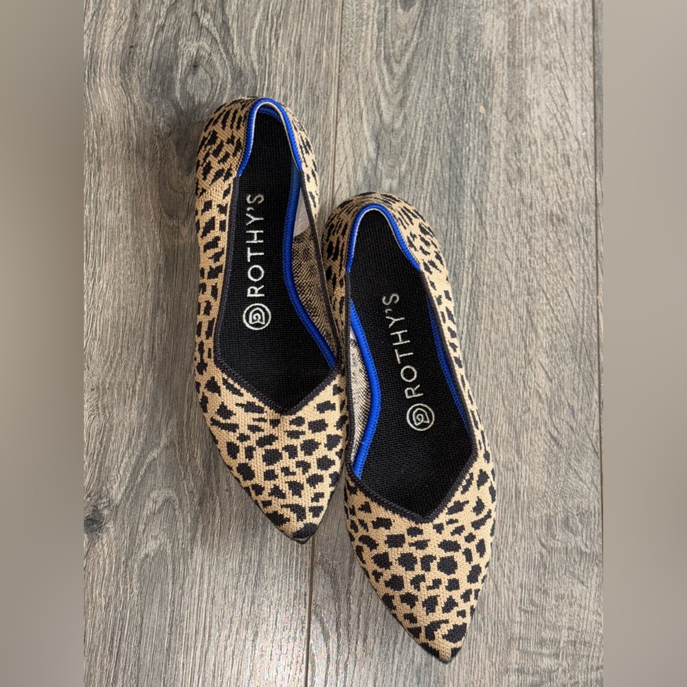 Rothy's Tan and Black Patterned Flats Sz 7